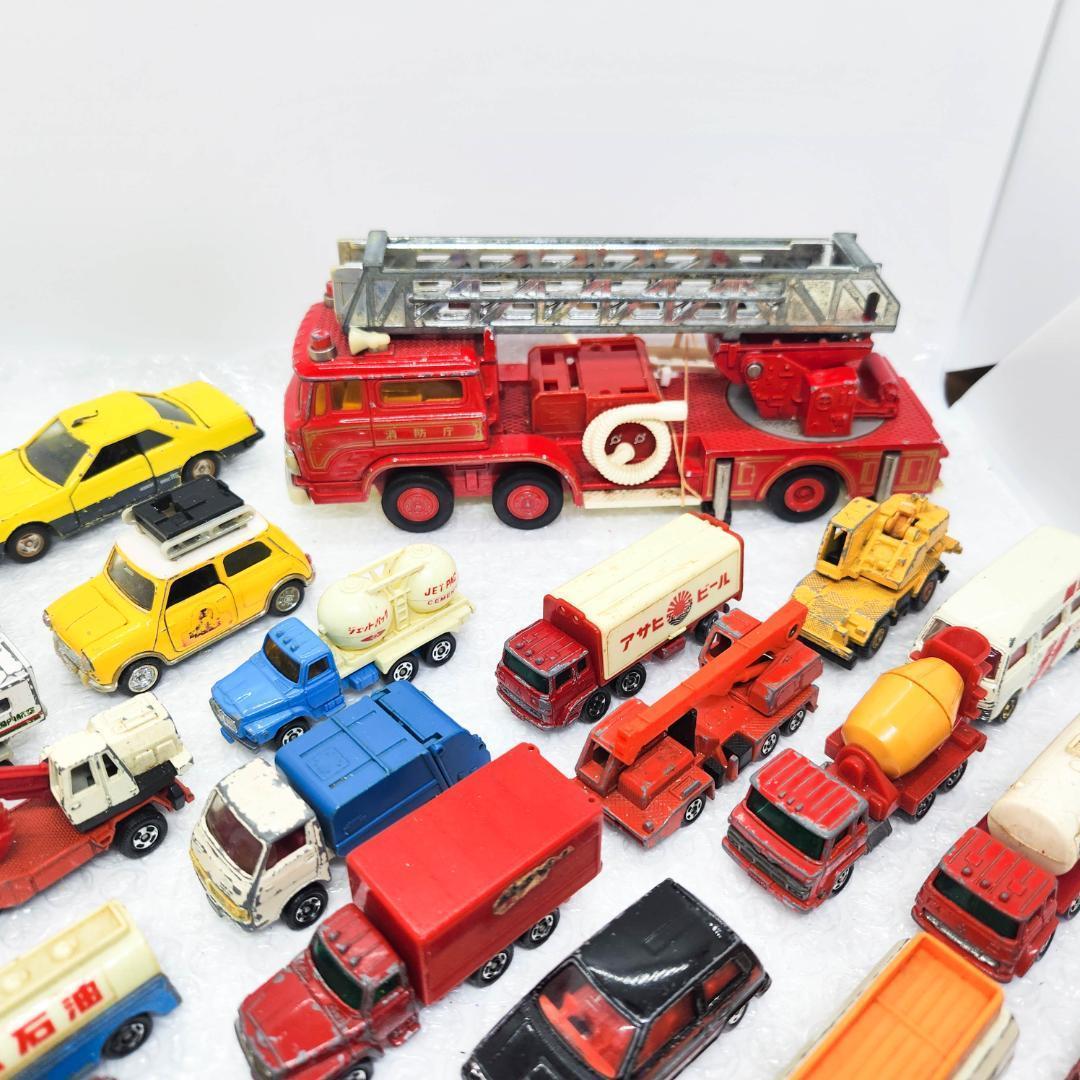 トミカ 日本製 セット トラック ダンプ スカイライン セドリック 消防車等