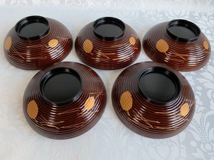 欅荒筋松葉見返 御煮物椀 塗師 上出哲斎造 加賀山中布