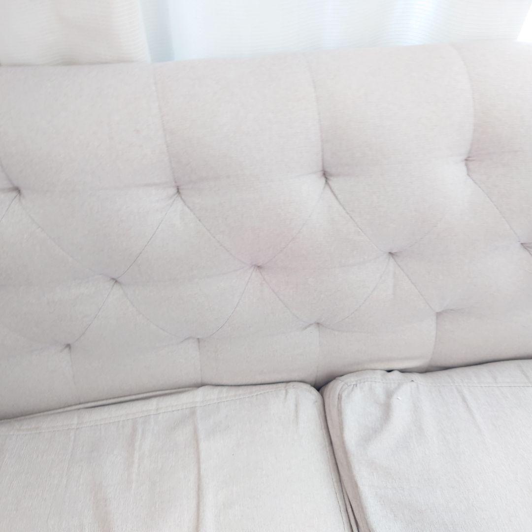 送料込☆中古ソファ・ライトグレー ボタンタッセルデザイン ソファ