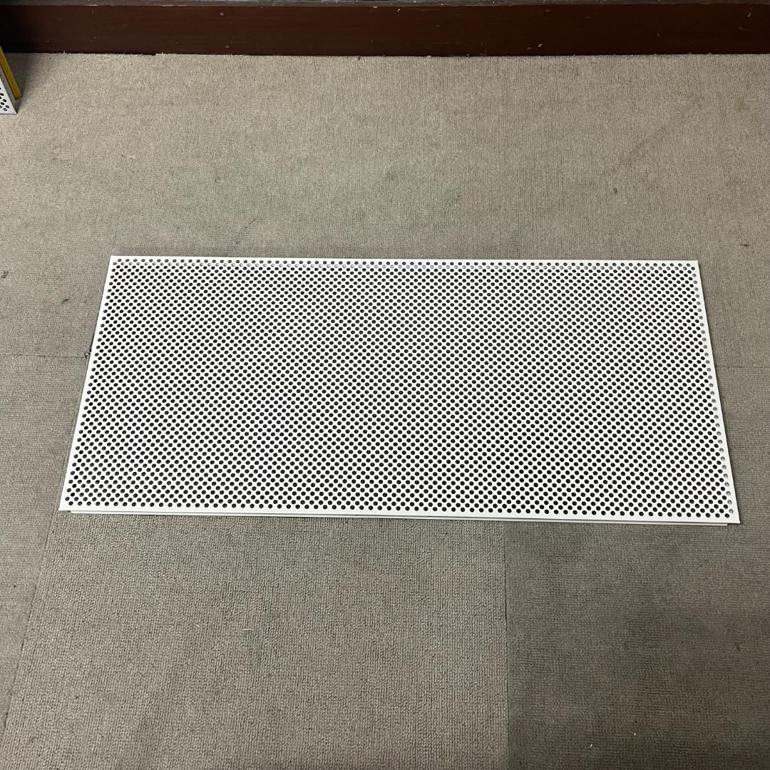 USM Haller 750×350mm punching panel ホワイト