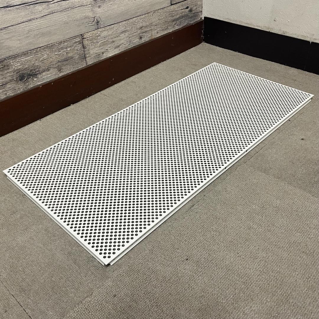 USM Haller 750×350mm punching panel ホワイト