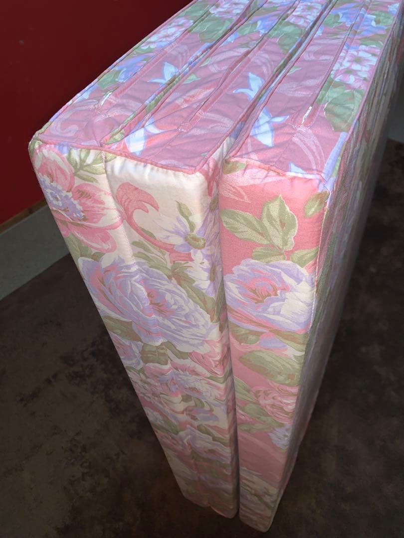 西川綿100%生地使用！シングル硬質三つ折りマットレスで体圧を軽減！固くて軽い！