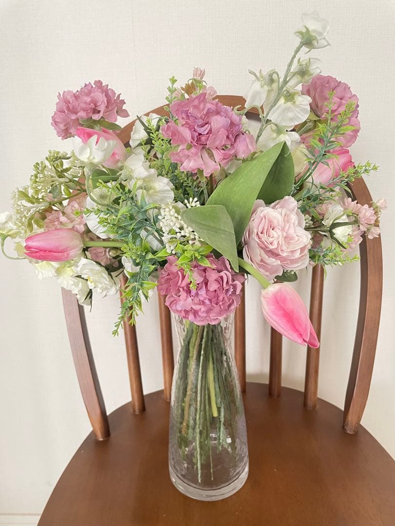 ウェディングブーケ　アーティフィシャルフラワー　ブーケチューリップブーケ