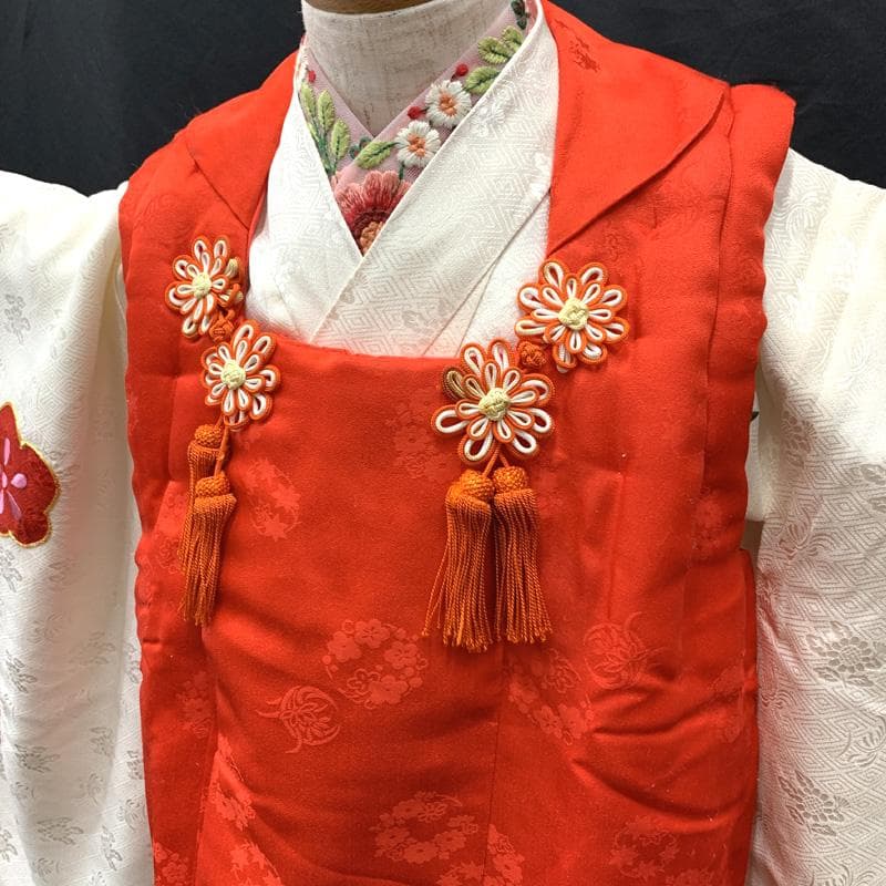 510ag31□七五三 三歳 女児 着物&被布 絞染め 総刺繍 梅 白□