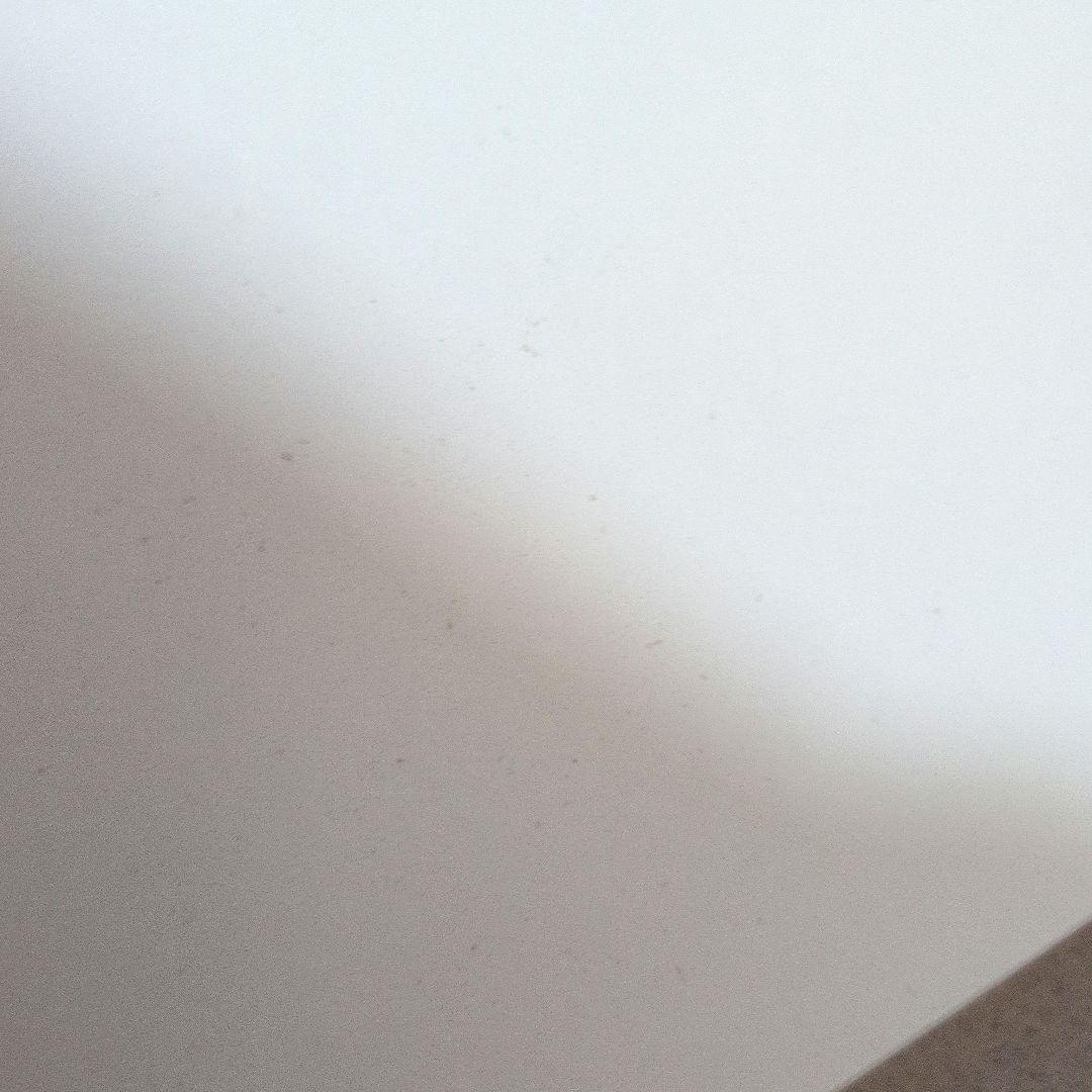 美品　ホワイト木製テーブル　70ｃｍ正方形