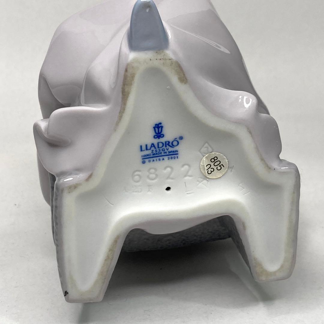 希少✨LLADRO リアドロ お花の甘い香りに包まれる少女。 6822 - メルカリ