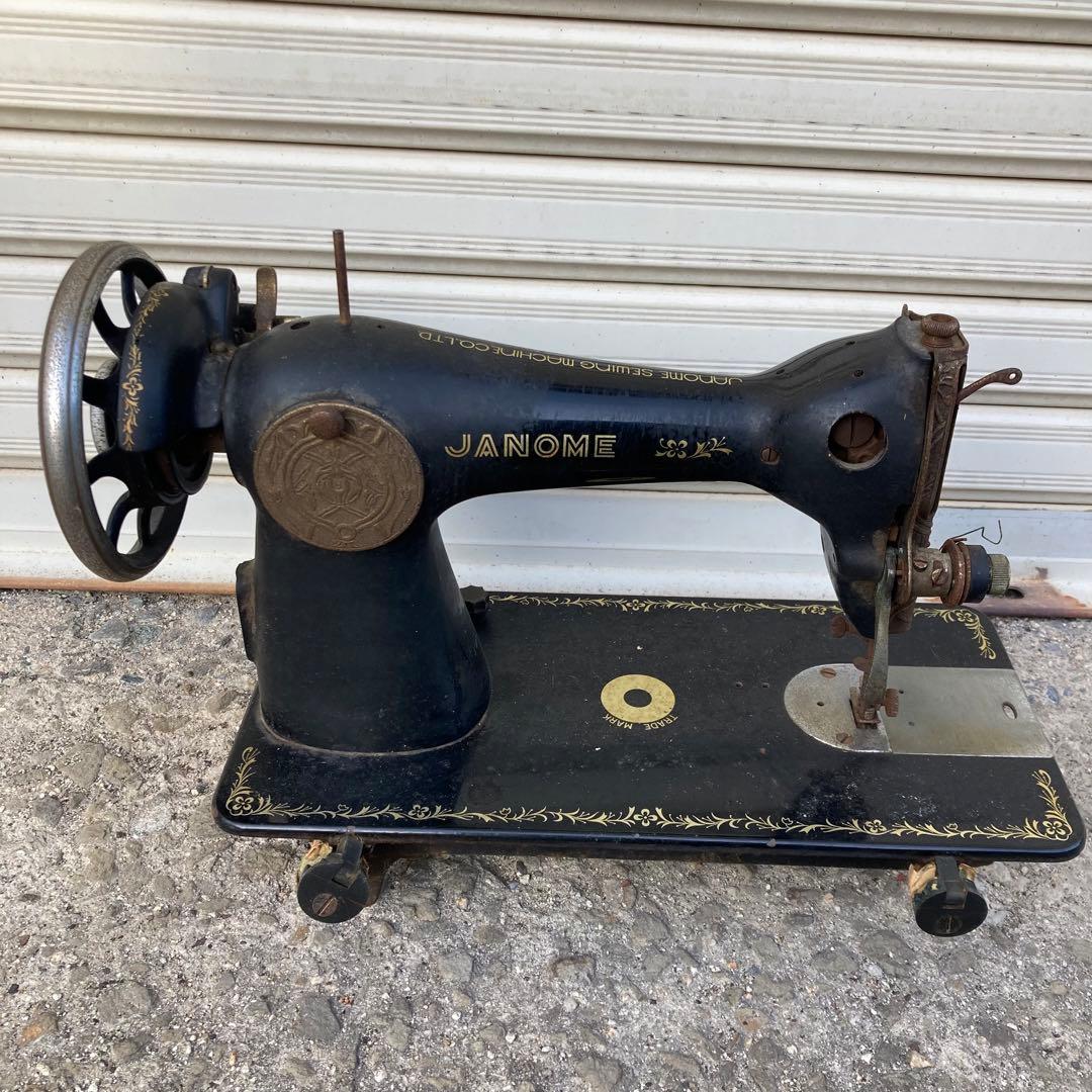 ジャノメ　アンティークミシン