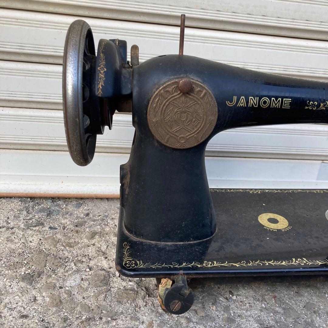 ジャノメ　アンティークミシン