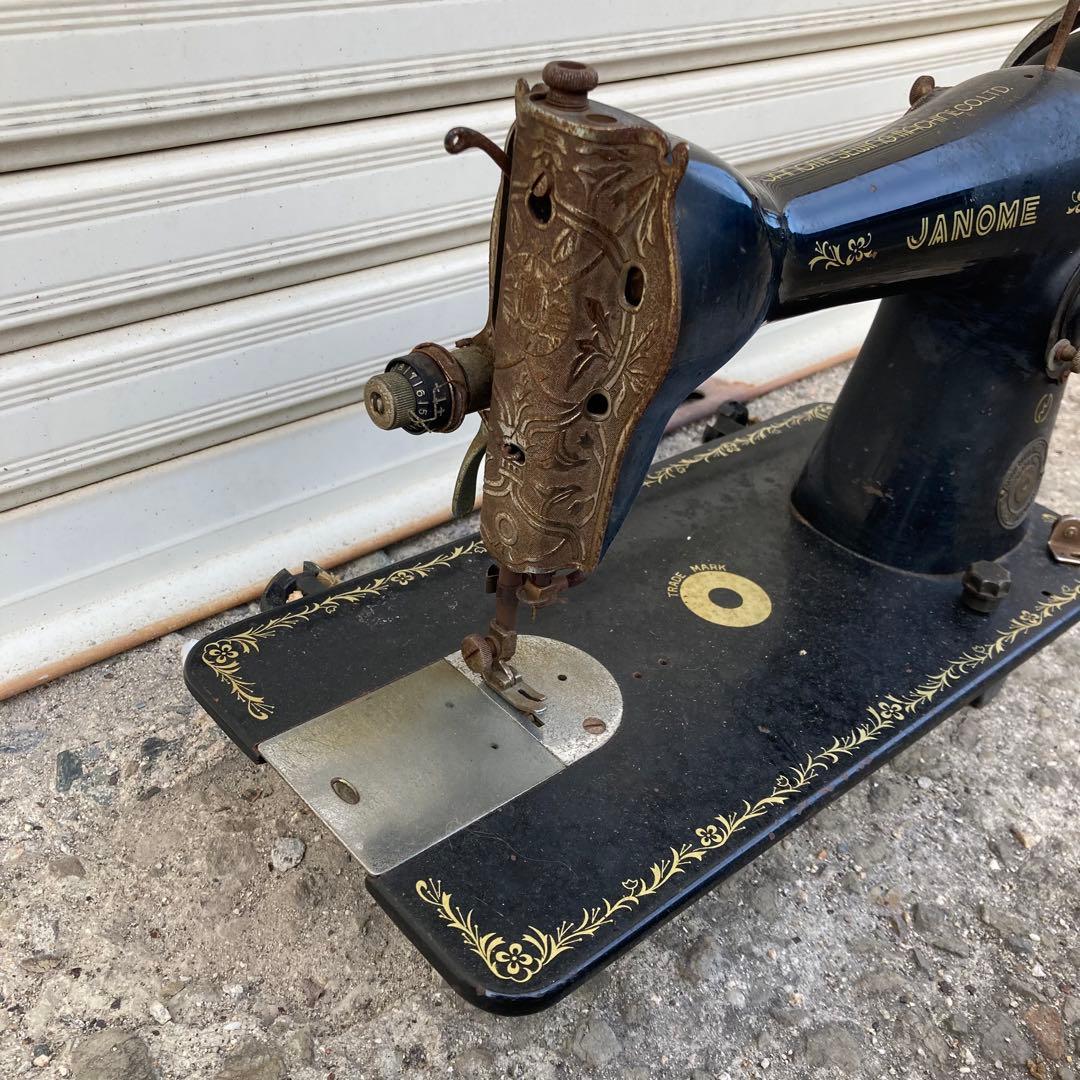ジャノメ　アンティークミシン