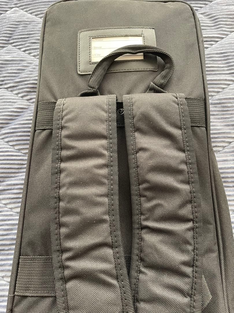 三線本体 人工皮　ケース付き　消音コマ　予備弦あり