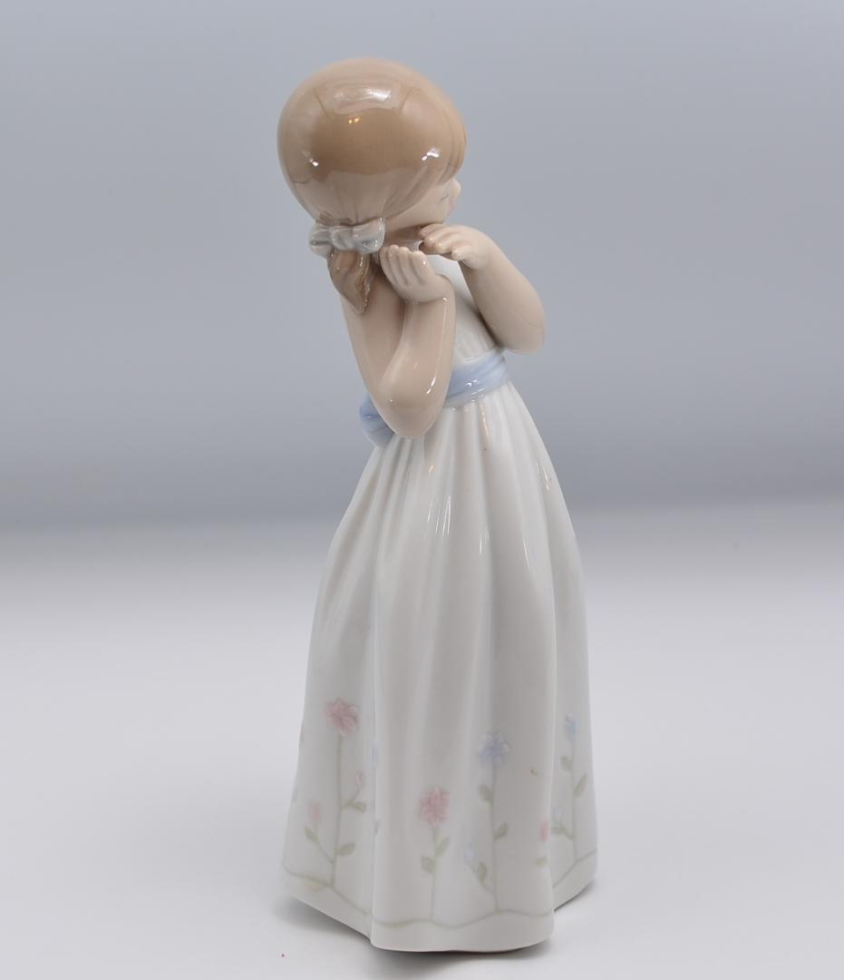 わが家のプリンセス　＃6973　★リヤドロ　スペイン　ポーセリン　光沢仕上げ