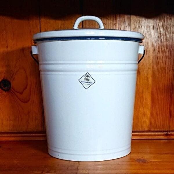 【ドイツ製】ホーロー　蓋付きバケツ