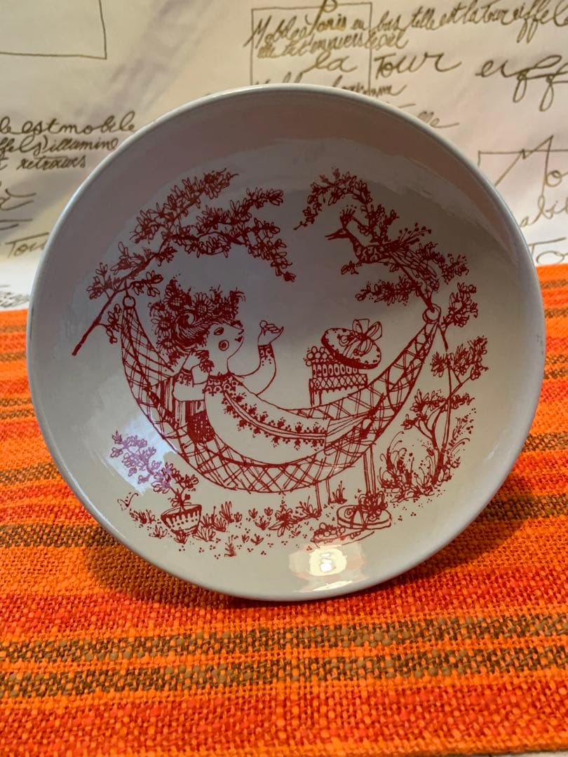 ビヨンヴィンブラッド　レアなビンテージニモール窯の少女可愛いコンポティエ！美品！