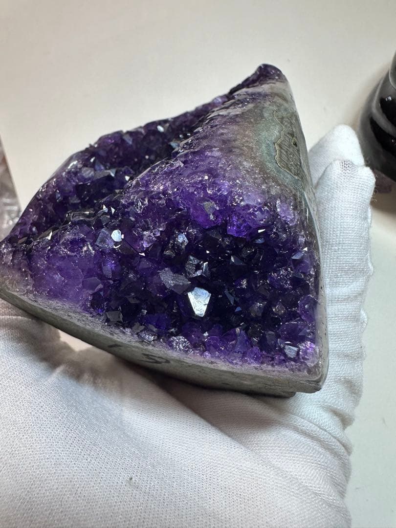 【天然石】アメジストドーム 624g ウルグアイ産 クラスター 浄化 置物