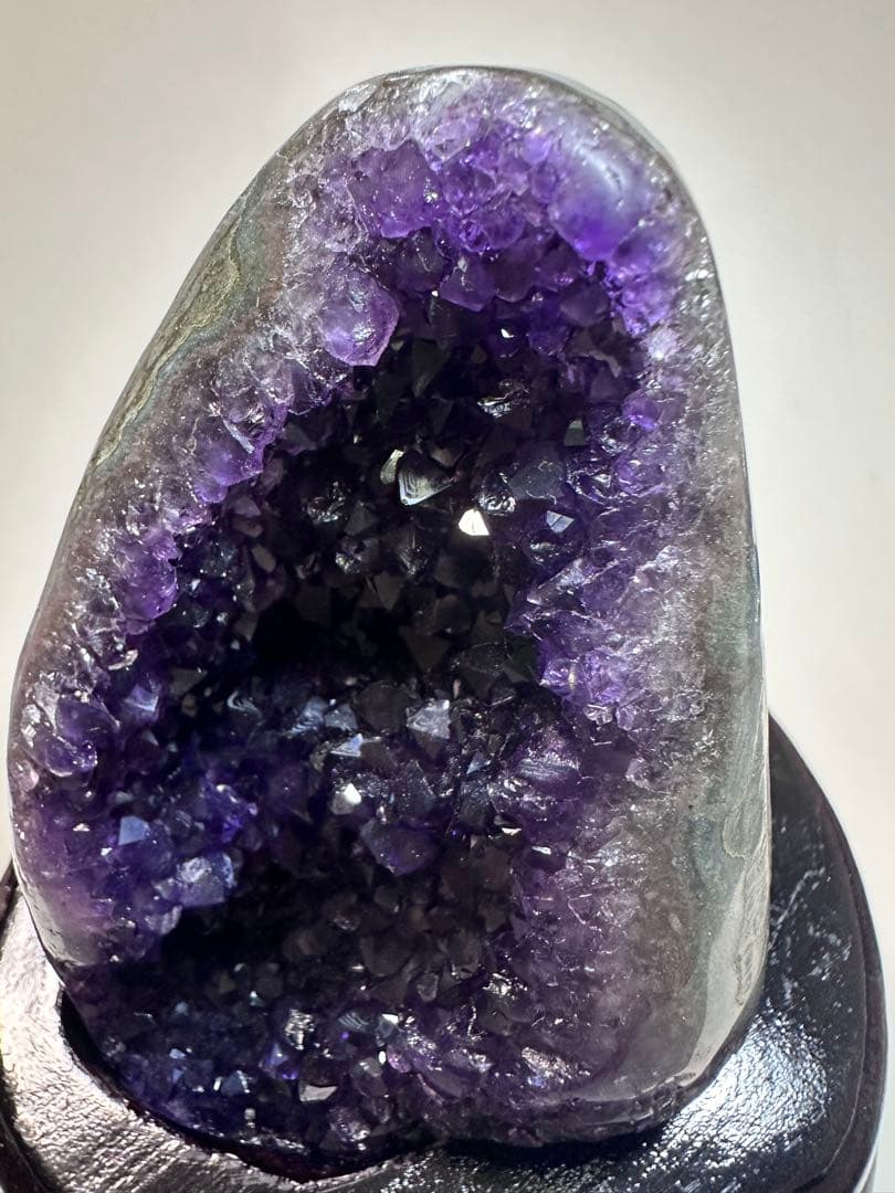 【天然石】アメジストドーム 624g ウルグアイ産 クラスター 浄化 置物