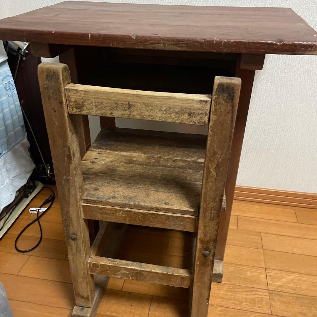レトロな学習机　作業台