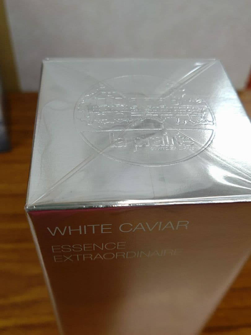 ラプレリー イルミネーティング エッセンス エクストラ オーディネア 化粧液