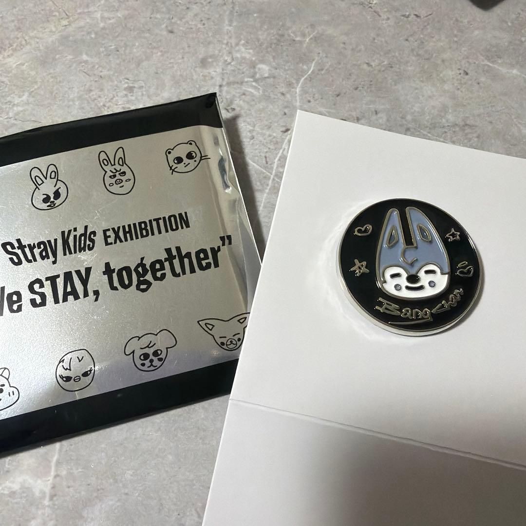 スキズ 展覧会 バンチャン ウルフチャン ランダムピンバッチ 展示会