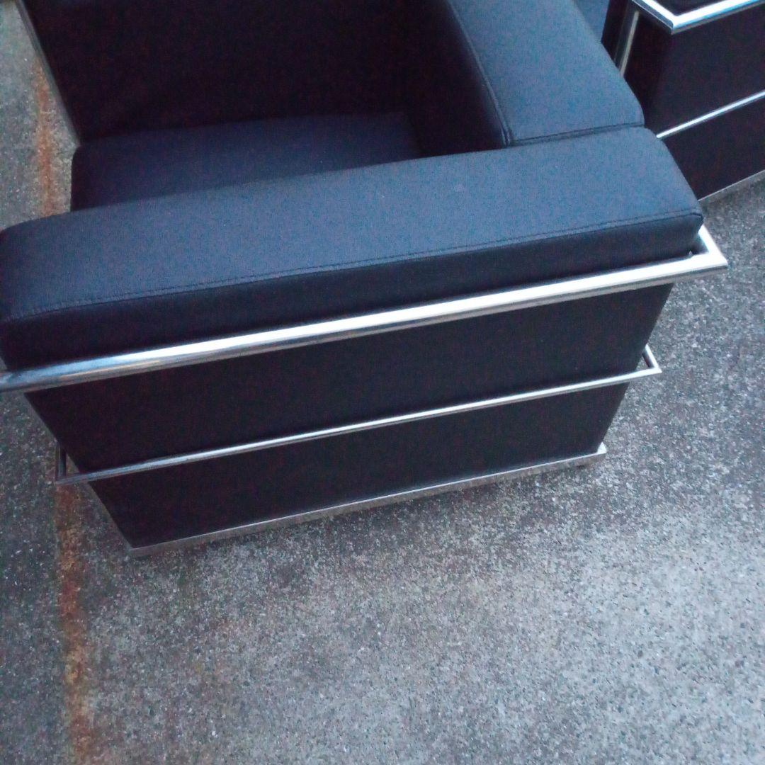 ル・コルビジェ　LC2　1人掛けソファ　1脚　リプロダクト品(レプリカ)合皮