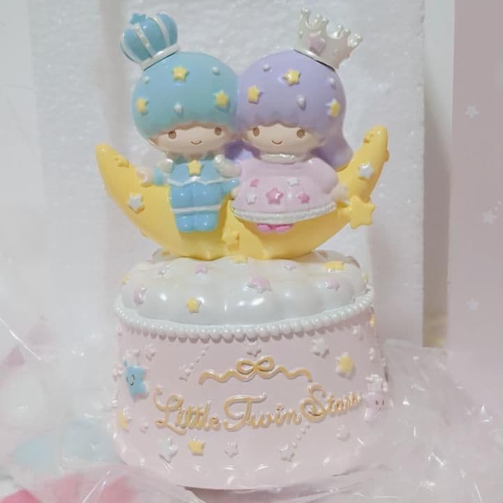 サンリオ　キキララ　オーロラクラウン　オルゴール　陶器