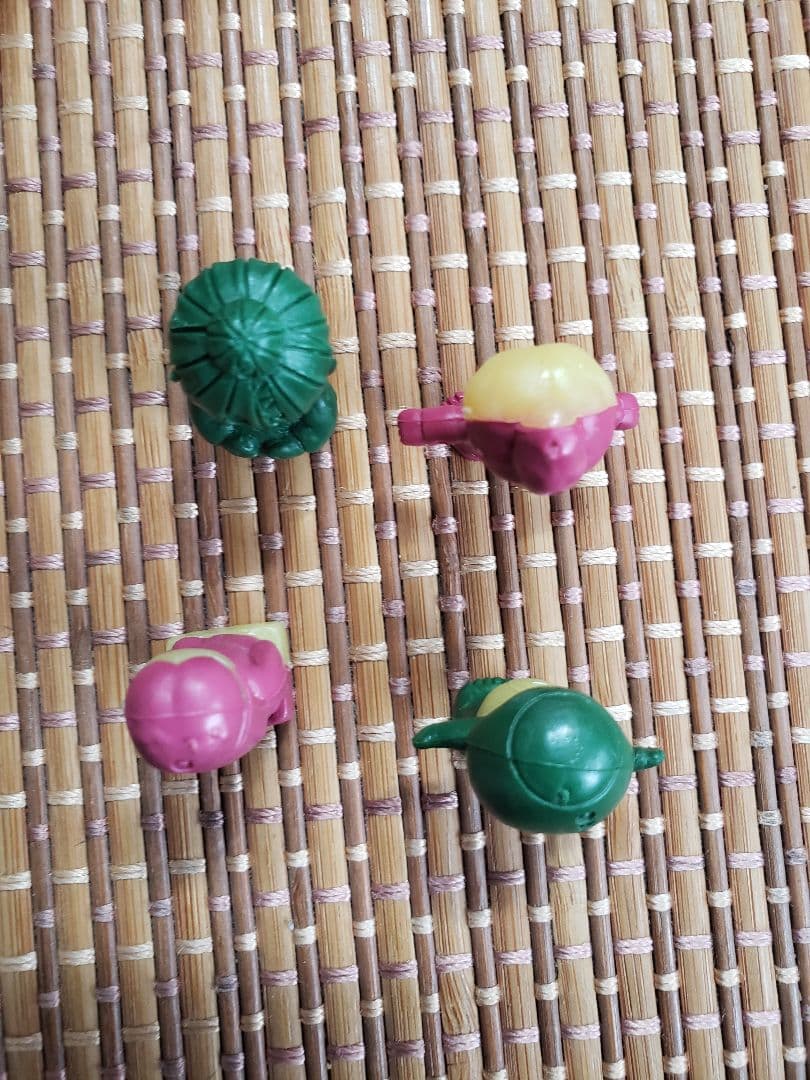 ロッテ ファミコンチョコ消しゴム 新鬼ヶ島 食玩 - メルカリ