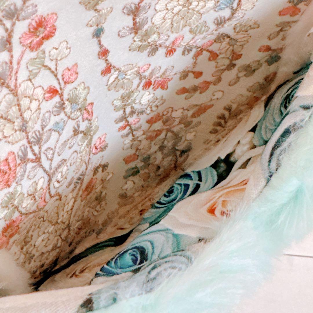 あ*き様 コヤンイサムチョン♡ インド刺繍＆ファー！ミントブルーうさルミのトート