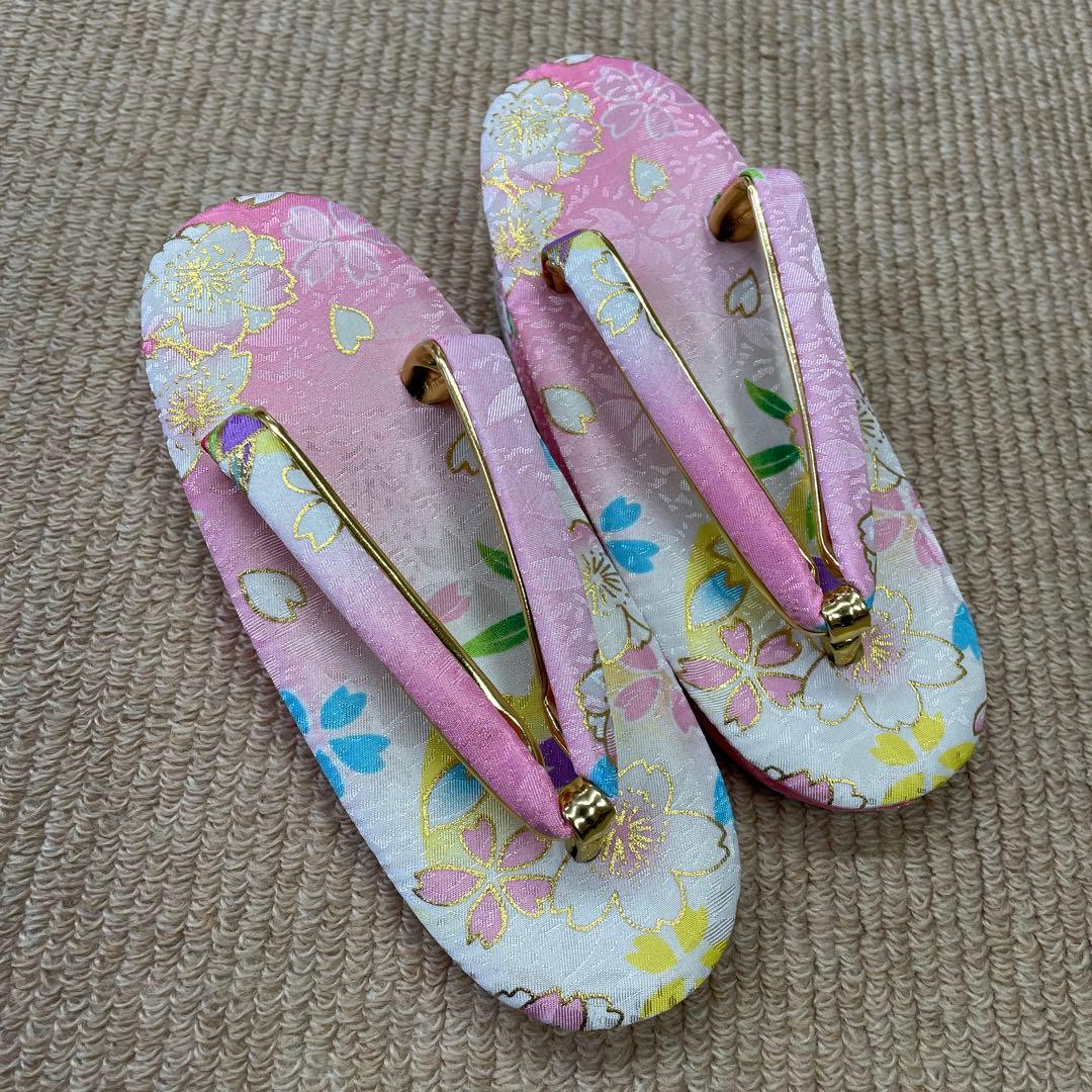 新品 御祝着 七五三 三歳フルセット 特価品 着物 襦袢 被布 巾着 草履