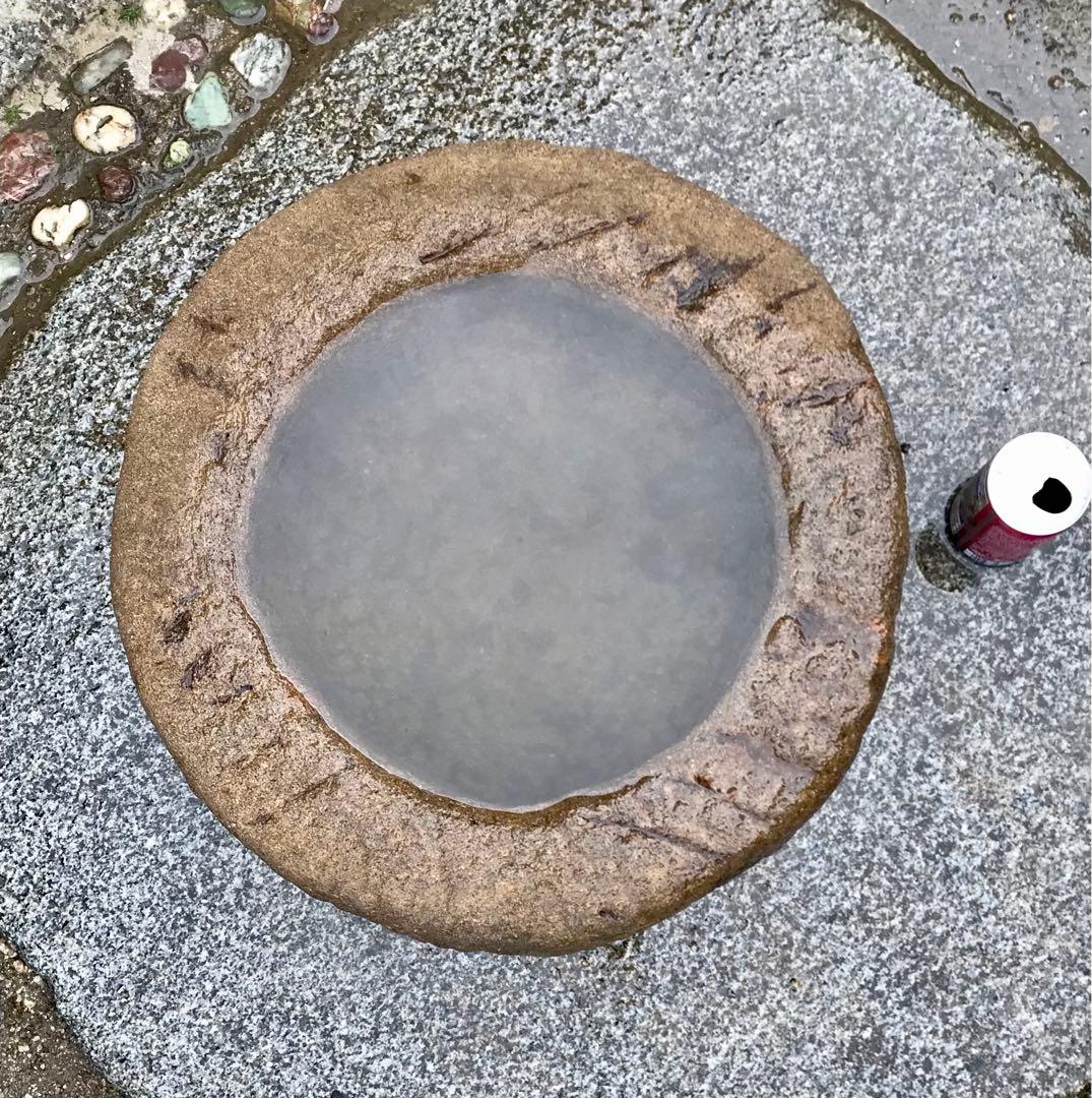 天然自然石・水鉢・縁先手水鉢・蹲】庭石オブジェ置物箱庭ガーデニング