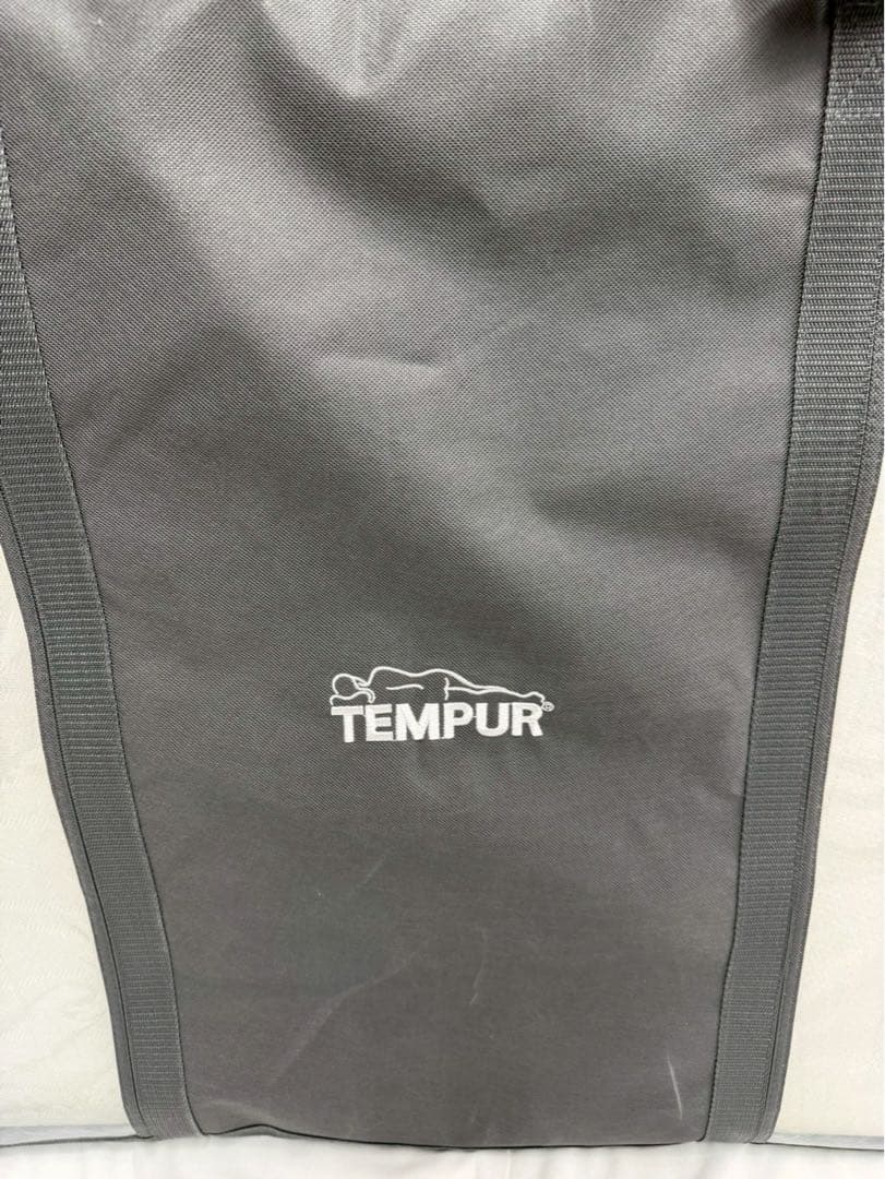 【美品】TEMPURテンピュール　低反発三つ折りマットレス　フトンデラックス