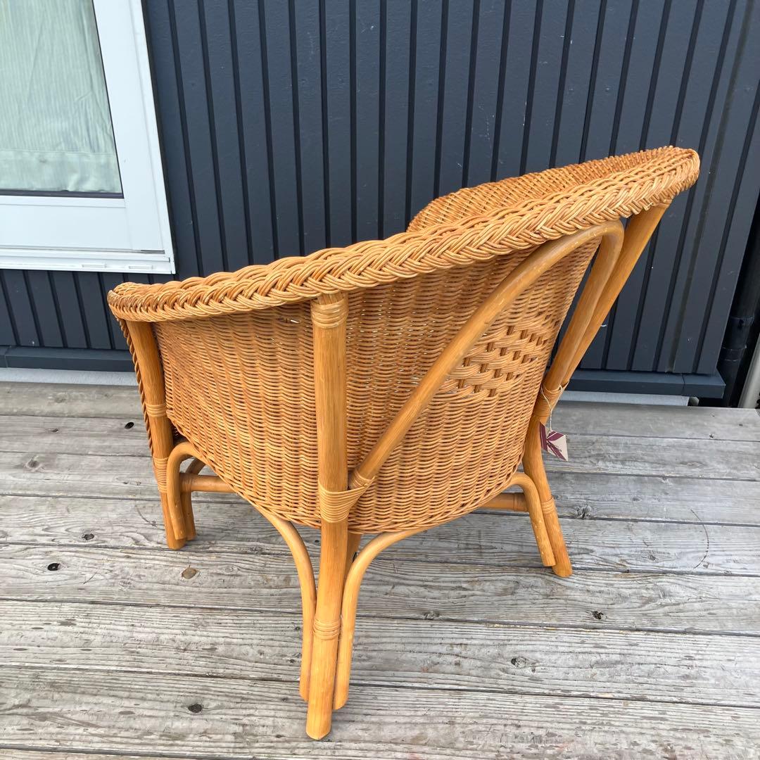 ② 昭和レトロ カザマ 花柄クッション アーチ型ラタンチェア アームチェア