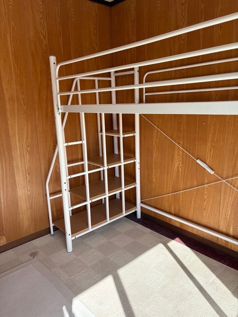 【大分県】引き取り限定　ホワイト ロフトベッド 階段付き