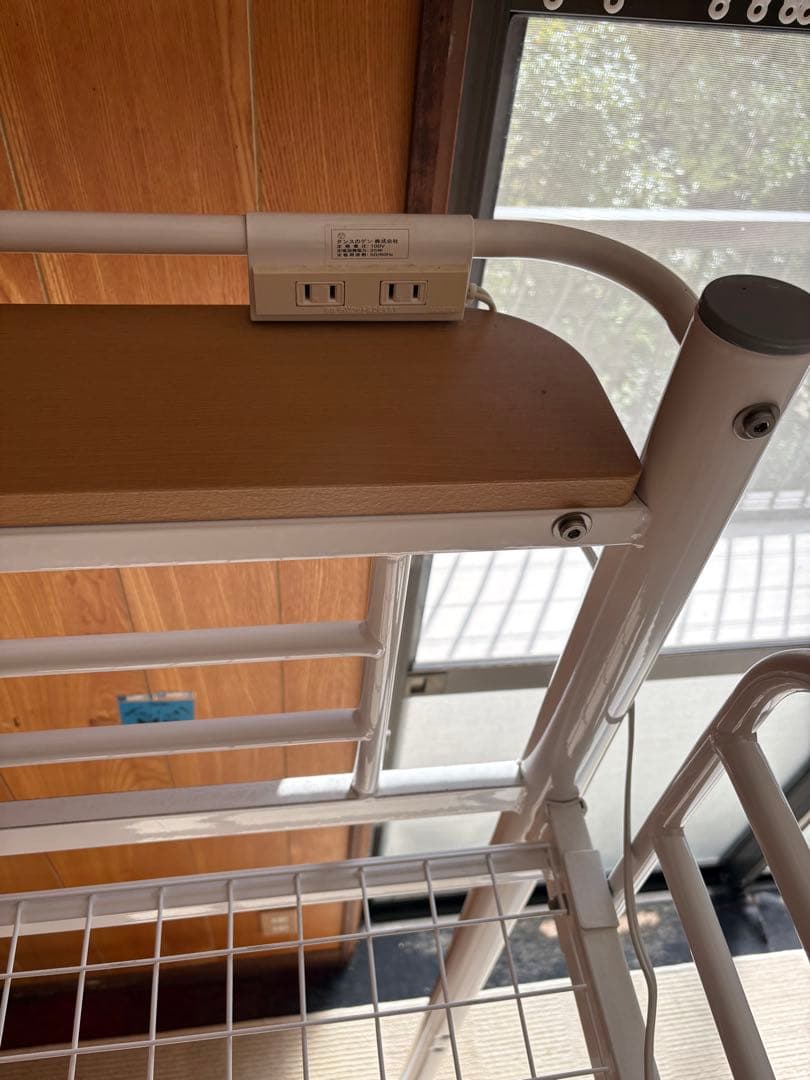 【大分県】引き取り限定　ホワイト ロフトベッド 階段付き