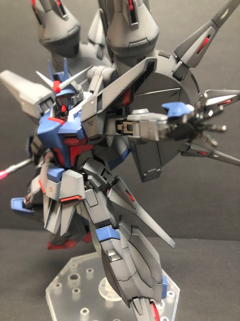 ガンプラ　HG レジェンドガンダム　全塗装完成品　ガンダムSEED バンダイ