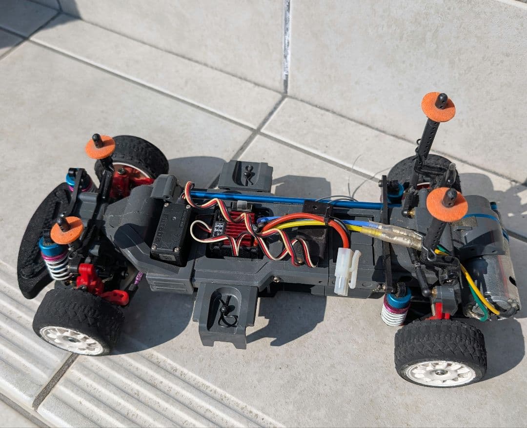 ウ*ン様 タミヤ　MF01X メカ付