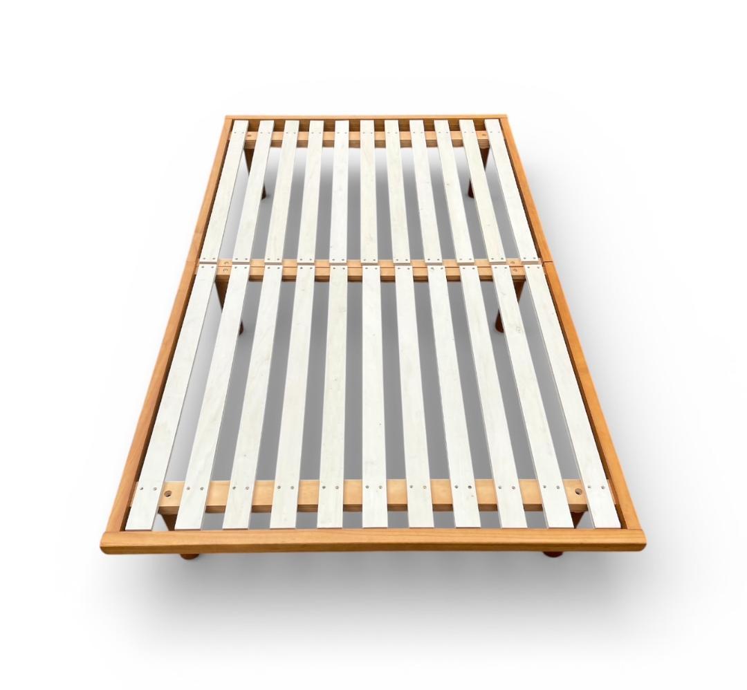 大阪京都限定 美品 ニトリ セミダブル マットレス ベッドフレーム セット