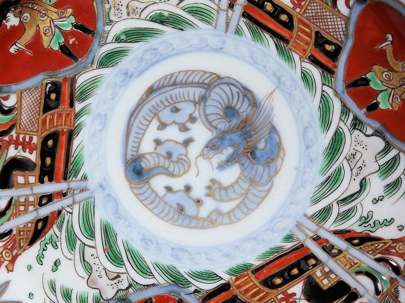 古伊万里 金襴手 五艘船に南蛮人の図 6寸皿 A527AS-BQl - メルカリ