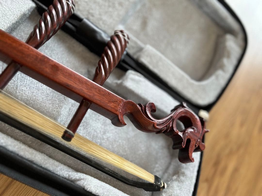 Nora様専用 値下げ⭐️美品 二胡 ケース付き