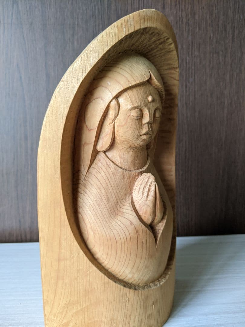 平和観音さま　　4月から値上げです。作品番号 C−4　　彫刻家　岩村一博