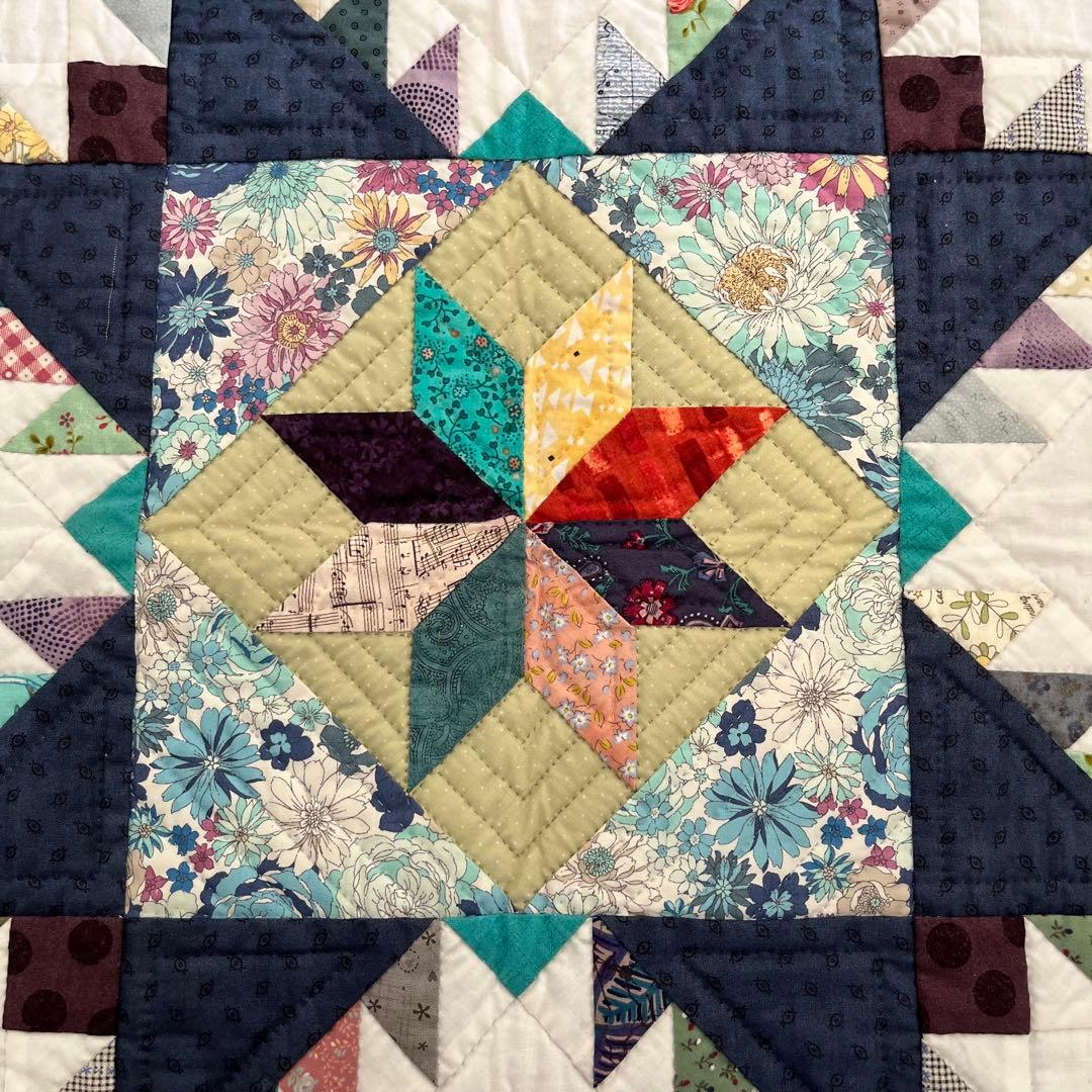 パッチワークタペストリー☆フェザースター