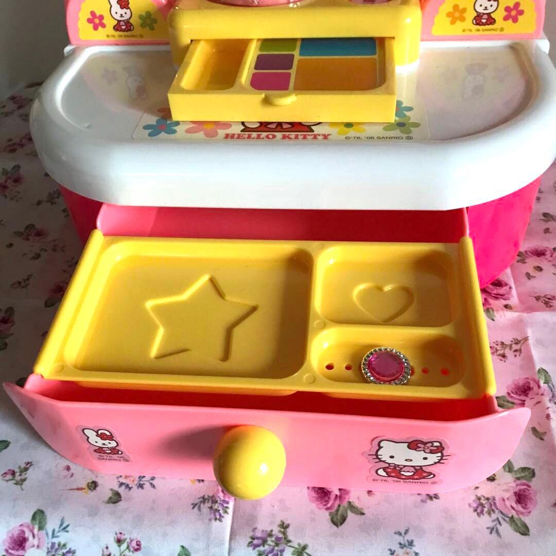 サンリオ♡キティちゃん ドレッサー♡メイク用品 おもちゃ 超レア