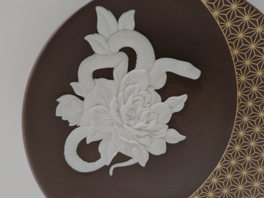 ウェッジウッド ジャスパー 干支トレイ 1枚2026年馬 - メルカリ