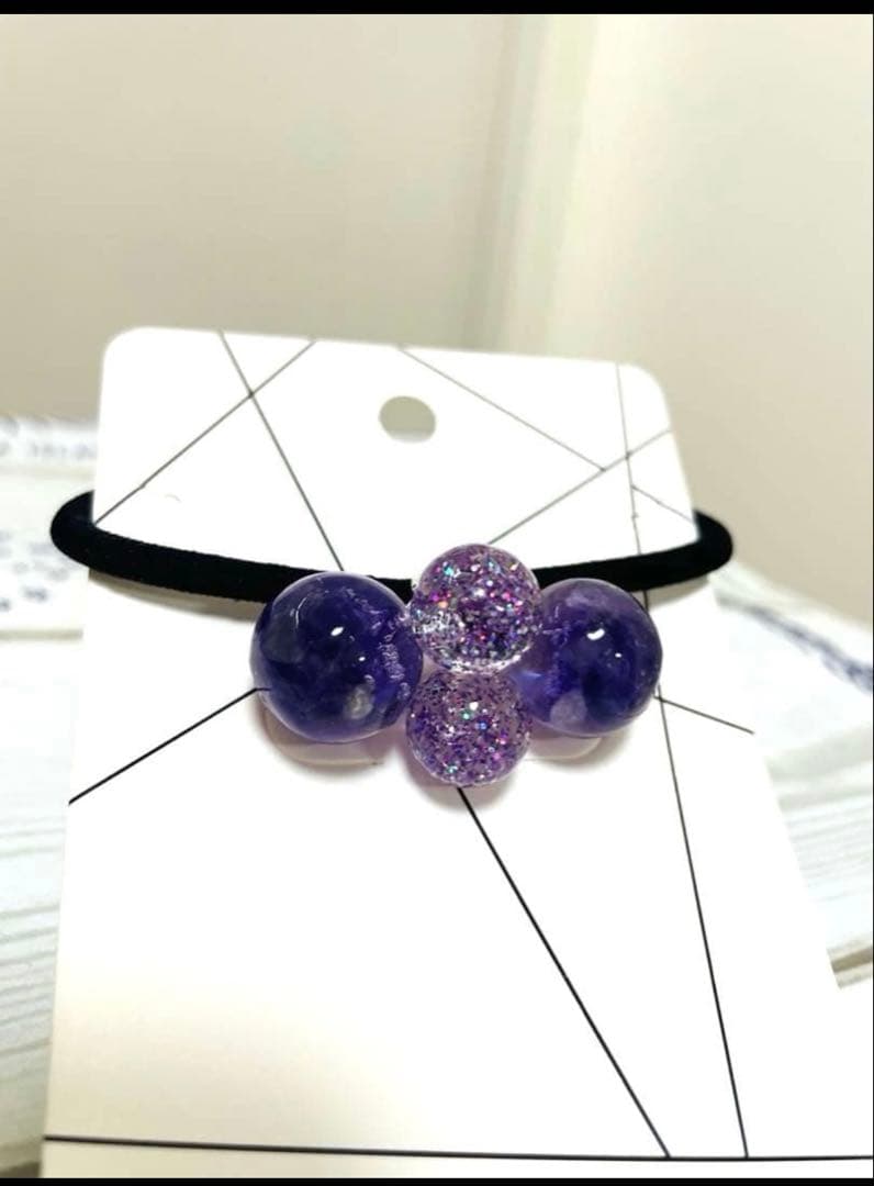 冬の澄みきった青空　レジンヘアゴム