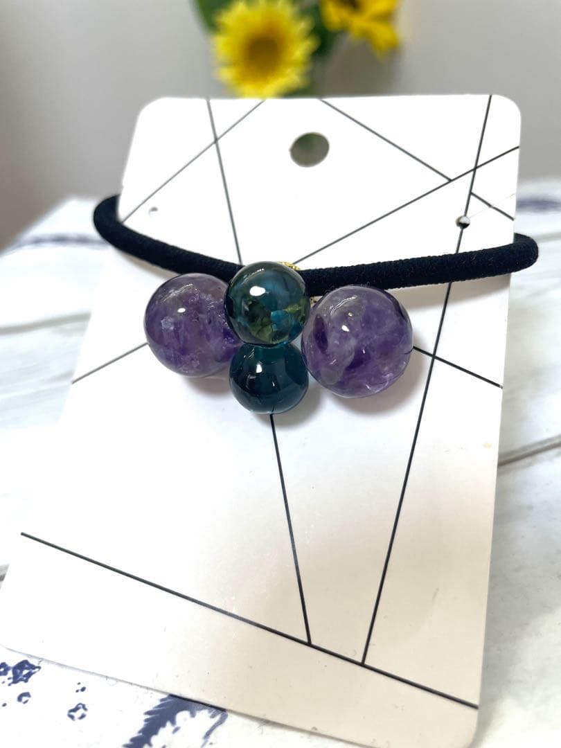 冬の澄みきった青空　レジンヘアゴム