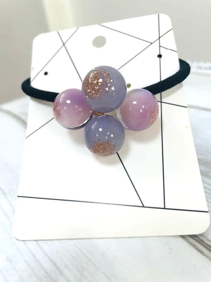 冬の澄みきった青空　レジンヘアゴム