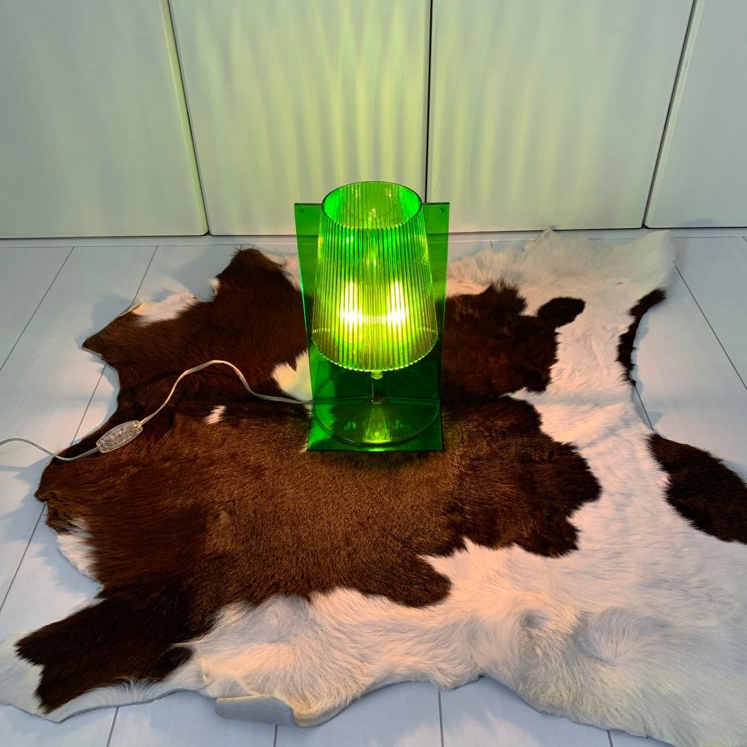 ブランドファニチャー！イタリア製 Kartell テーブルランプ 照明 ライト