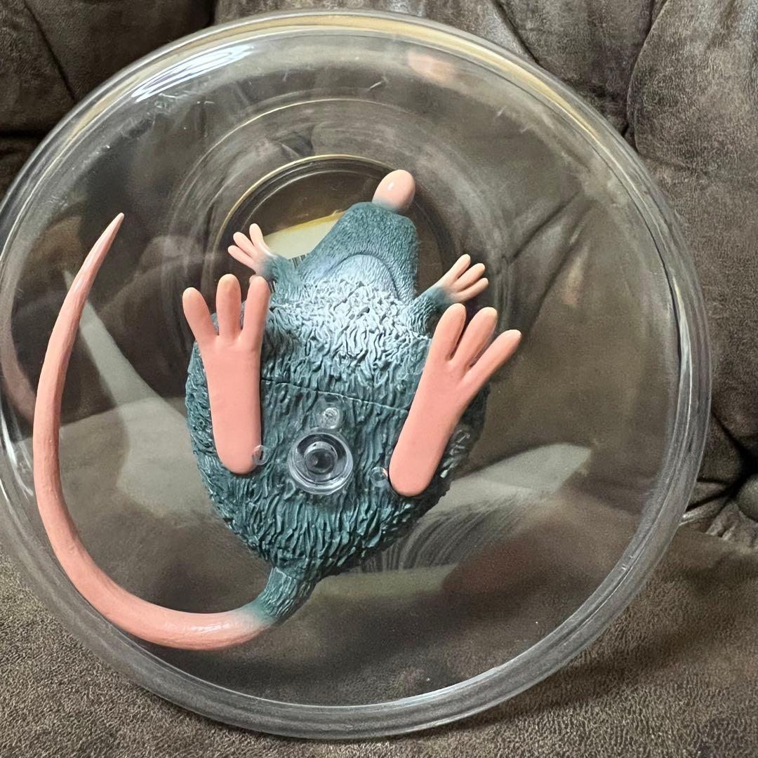 【激レア】レミーのおいしいレストラン　フィギュア ガラス瓶入り　非売品