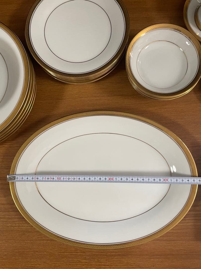 ノリタケ BALMORALバルモラル4019 金彩ディナーセット36ピース