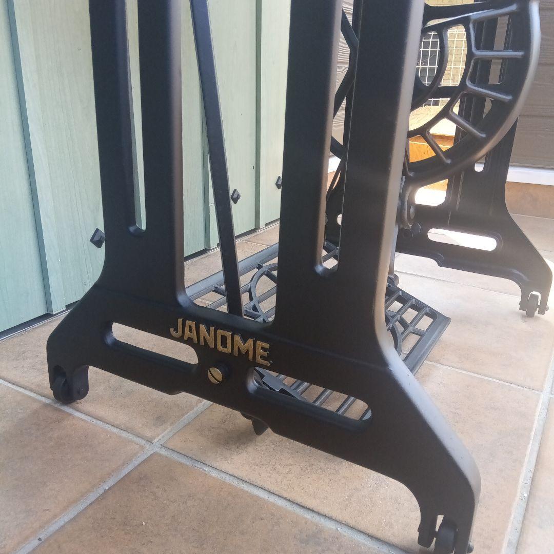 足踏みミシンテーブル　ジャノメ　JANOME