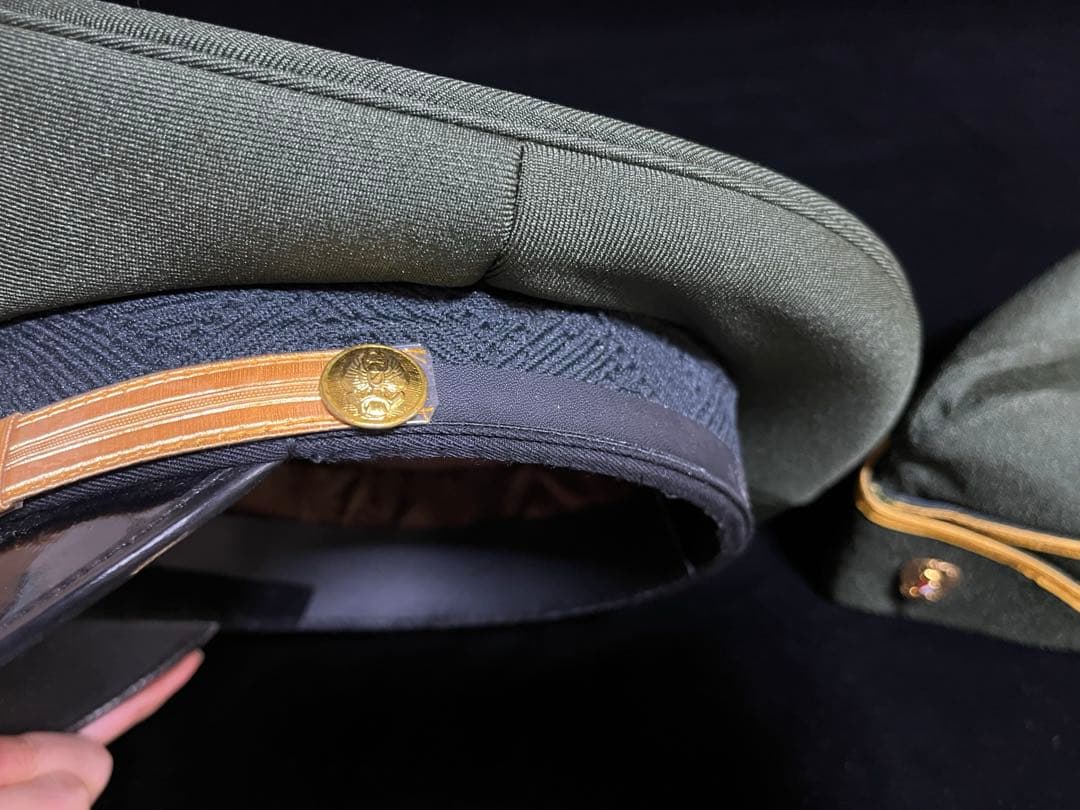 インドネシア国軍 陸軍の帽子2種とベルト TNI