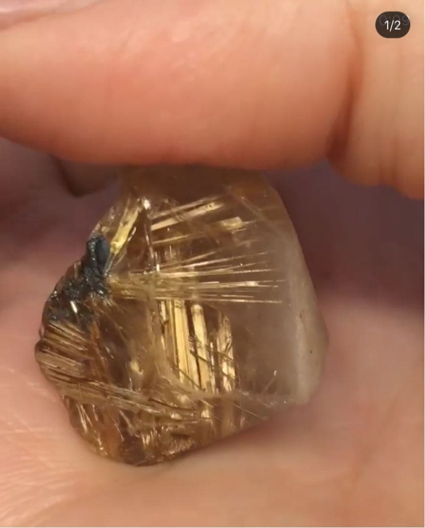 ルチルクォーツ原石　金針ぎっしり　金塊ギラギラ　新品